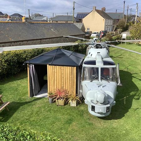 Haelarcher Helicopter Glamping Helston Exterior photo